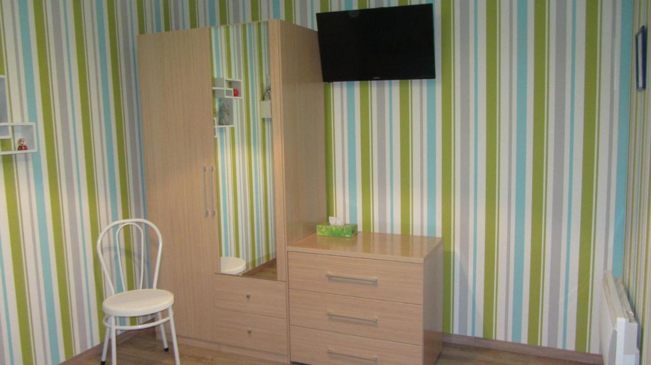 Les Glycines Bed & Breakfast Choloy Bagian luar foto